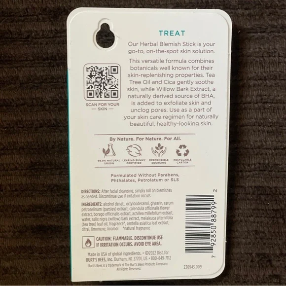 Blemish Control Bundle — Burt's Bees - Picture 13 of 17